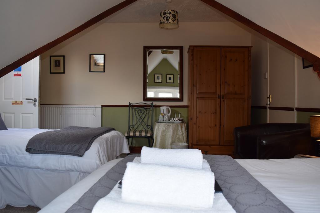 St Aubyn'S Guest House บริดจ์วอเตอร์ ภายนอก รูปภาพ